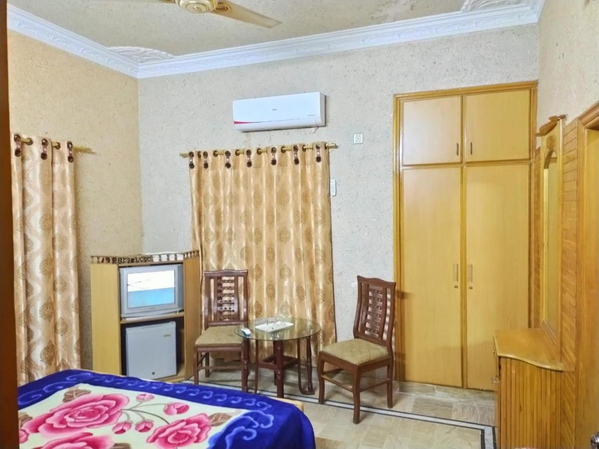 Karachi Motel Eksteriør bilde