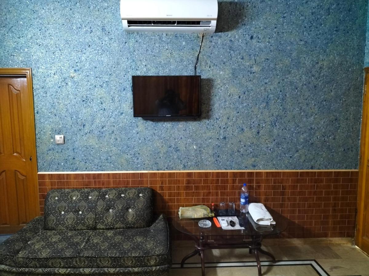 Karachi Motel Eksteriør bilde